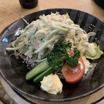 もつ焼 稲垣 - カニサラダ
