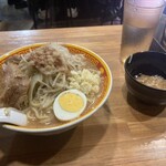 えどもんど - ラーメン豚2枚半玉子¥980野菜少しにんにく少しアブラ増し