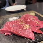 焼肉  炭聖 - 