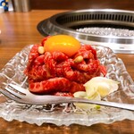 焼肉冷麺 ユッチャン - ユッケェェェ