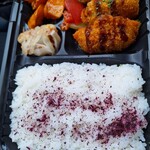 オイシイ オト - 料理写真:日替わり弁当(メンチカツ)