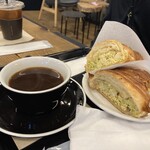 ZEBRA Coffee & Croissant - 