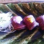 鹿のたたき　辛味大根を添えて。