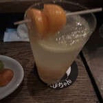 屋台バーえびちゃん - すっきりしたものをリクエストして提供されただいだいのカクテル