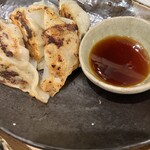 田町 黒鶏ファニー - 餃子