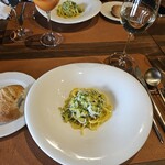 オステリア プロフーモ - グラスワイン 白&本日のパスタ