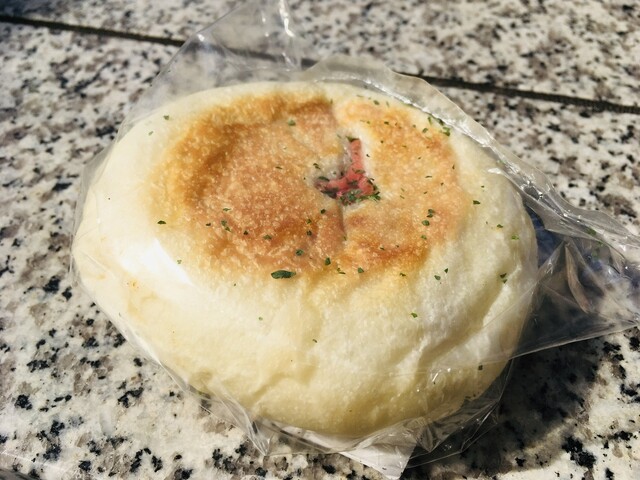 閉店】天然酵母のパンと生シフォンケーキ コボコボ 西府工場直売店