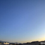 JiProign - 春分の日の日の出は冬至から30°北上して、筑波山と一緒の画面に収まるようになった。