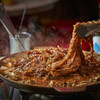 韓国屋台料理とプルコギ専門店 ヒョンチャンプルコギ - その他写真:お肉のタレと肉の旨味、野菜の出汁が牛骨スープに流れ落ちます
