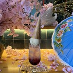 瓶と缶 高瀬店 - クリームソーダ(ぶどう) 700円