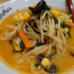 Rengeshokudou Toushuu - "味噌"は全面に出てこない、野菜の旨味たっぷりの濃厚スープ。