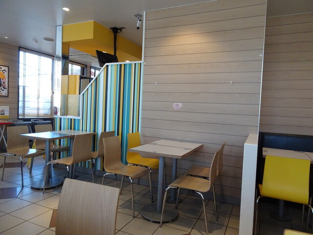 マクドナルド ３８号富良野店 - 富良野（ハンバーガー）の写真