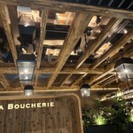 BISTRO & CAFE LOUNGE LA BOUCHERIE - 