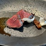 239467619 - 