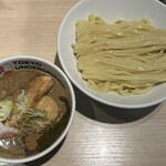 東京アンダーグラウンドラーメン 頑者 - 