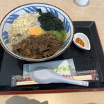 スカイカフェ いしなぎ屋 - 料理写真:肉うどん+月見　1080円
