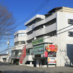 OwL - 店舗は商業ビルの1階｡