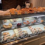 ブランジュリー パリの空の下 - 