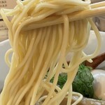 Sagamihara Keyaki - 香り高きスープを纏ったプリパツ中細ストレート麺