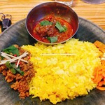 negombo33 - ★★★カレー2種盛り 1600円 人気だというラムキーマとポークビンダルーを選択！美味しいけど量少なくCP悪い！