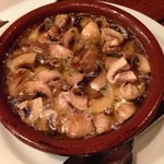 バル デ エスパーニャ ペロ バモス - マッシュルームアヒージョ