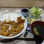 Kei - 日替ランチ  カレーセット (珈琲 甘味付) ５００円