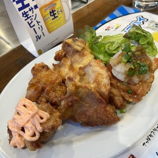 釧路ザンギとレモンサワー_1