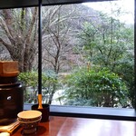 Ufufu - 朝食：カウンター席