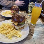 TOKYO BURGER CAFE&BAR - 