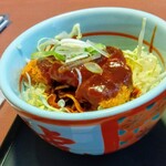 若鯱家 - 味噌かつ丼、甘めの味噌で美味しいです〜♥