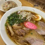 鳥ガラらーめん はれ三 - 