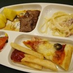 カヌチャベイホテル＆ヴィラズ - ディナービュッフェ