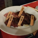 大衆馬肉酒場 三村 - 料理