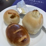 Beka Riresutoran Sanmaruku - 食べ放題のパン達