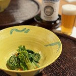 心根 - 春鉢　山菜と赤貝の和え物