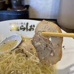 泡系しおとんこつラーメン べらしお - 