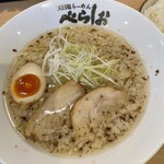 泡系しおとんこつラーメン べらしお - 