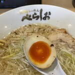 泡系しおとんこつラーメン べらしお - 