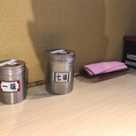 そばの神田東一屋 - コンディメンツ。