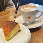 チュレタ - とろけるチーズケーキとカフェラテ