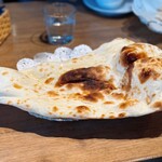 ボンベイ・インディアン・ダイニング - ナン（追加）