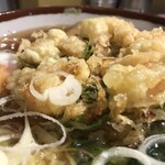 そばの神田東一屋 - えびに着目する。