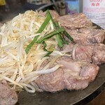 くろつら亭 本店 - このぐらいのレアで！