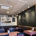 シュクレ サレ - 中の風景