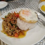 バーン・タム - 