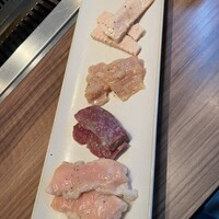 焼肉うしごろ 新宿三丁目店 - 