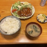 とんかつ志野 - ポークソテー定食 ¥950(ライス大盛り)+¥100