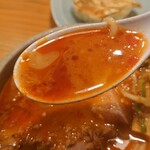 Men Icchoku - 辛味噌のスープ