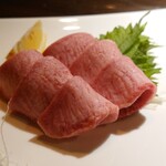 炭火焼肉　ひよりや - 