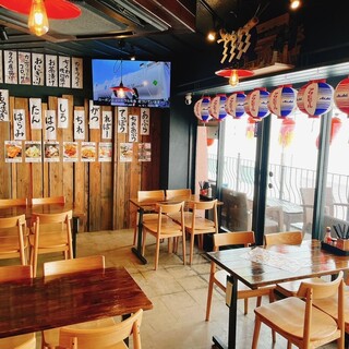 使い勝手のいい空間は、少人数～大人数での飲みやご宴会にも！